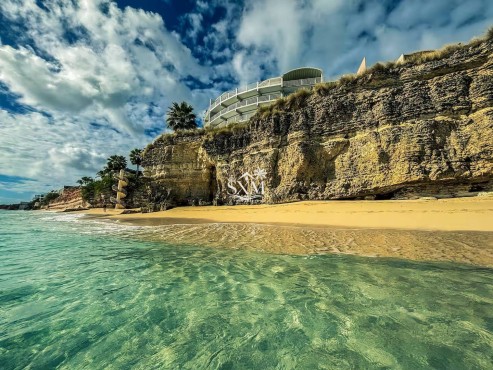 Oceanfront Oasis at Rainbow Beach Club