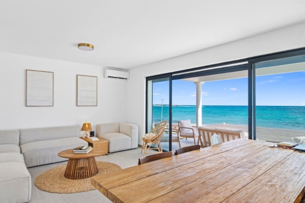 Exclusive-Oceanfront-Townhouse-6