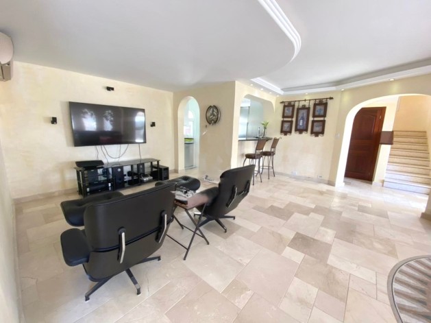 Waterfront_Villa_4