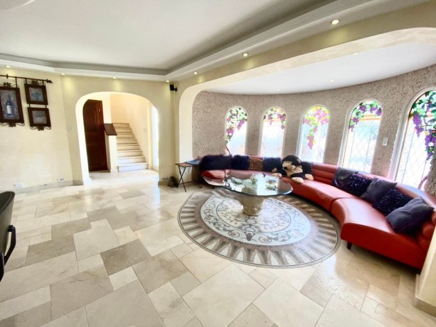 Waterfront_Villa_5