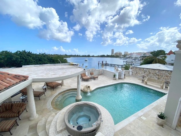 Waterfront_Villa_6